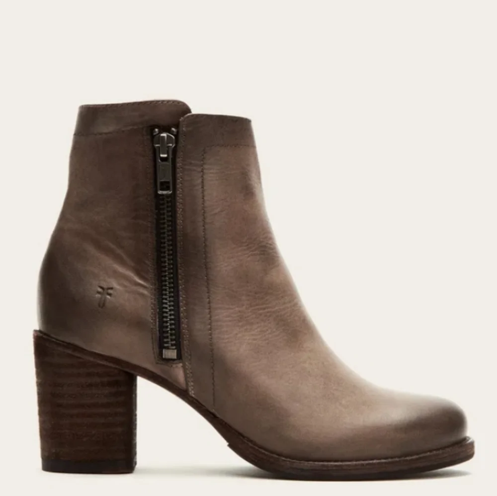 Frye Addie Double Zip heeled bootie boots size 10 new!! - Picture 11 of 14